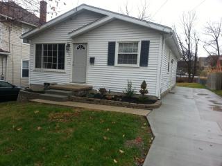 671 Oxford Ave, Akron, OH 44310-2304