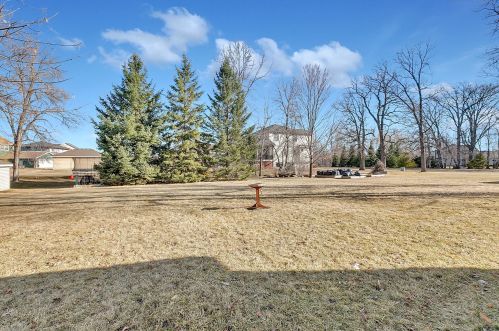 1905 Grizzly Ln, Sartell MN  56377-2070 exterior
