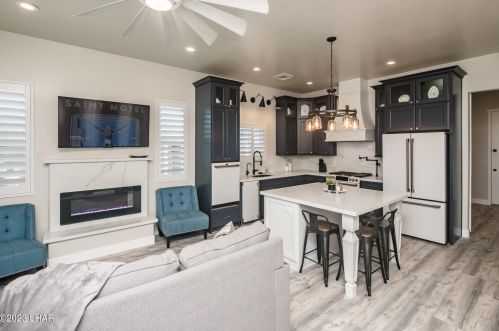 335 Buccaneer Ln, Lake Havasu City AZ  86406-6945 exterior