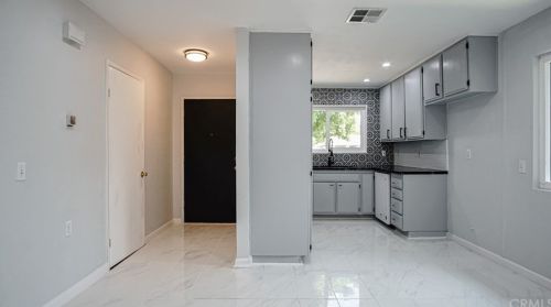 817 Rachel Ct, Redlands CA  92373-4563 exterior