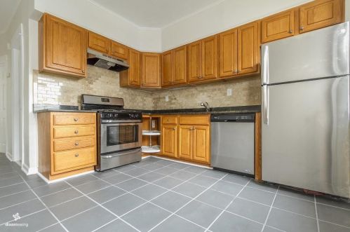 328 Avenue A, Bayonne NJ  07002-1320 exterior