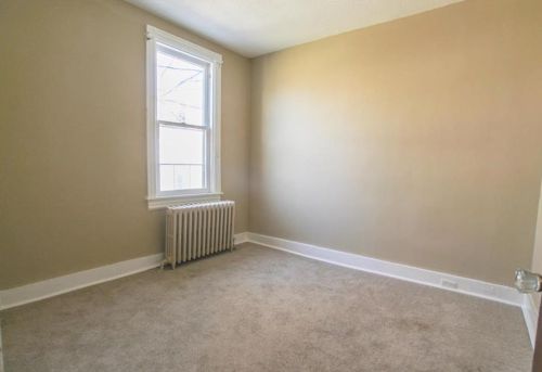 1335 Spruce St, Easton PA  18042-4071 exterior