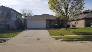 1013 Dusty Palomino Dr, Fort Worth, TX 76179-2316