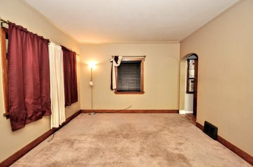 1718 6th Ave, Beaver Falls PA  15010-4009 exterior