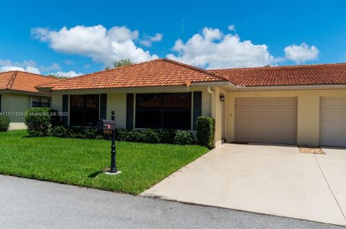 4495 Ficus Tree Rd, Boynton Beach, FL 33436-1204
