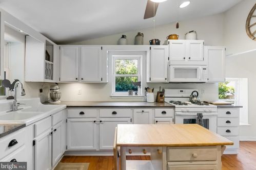 10 Municipal Dr, Lumberton Township NJ  08048-4519 exterior