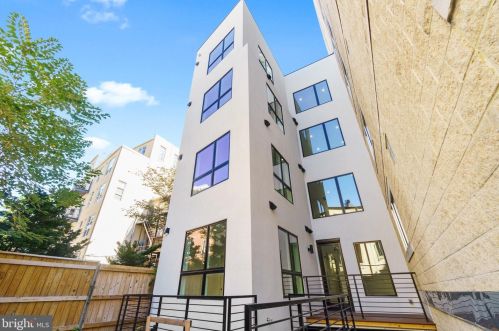 1312 13th St, Washington DC  20005-4419 exterior