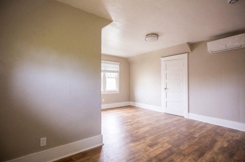 1229 Lyons Ave, Turlock CA  95380-4120 exterior