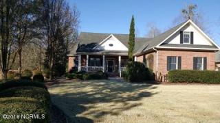 220 Maple Creek Dr, Wallace, NC 28466-2383