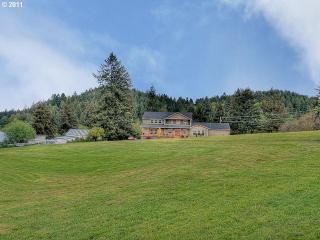 25153 Victoria St, Happy Valley OR  97089-6531 exterior