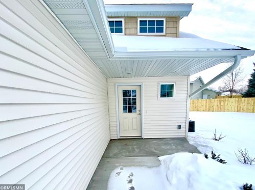 31116 Sunrise Trl, Stacy, MN 55079-5021