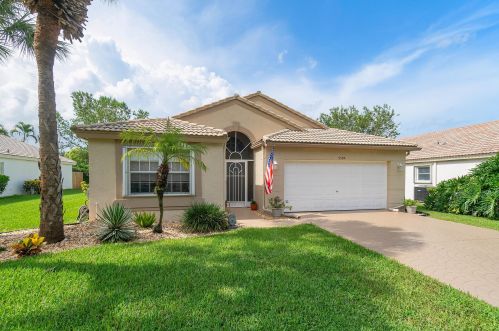 9594 Arbor View Dr, Boynton Beach, FL 33437-5935