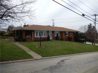 900 Lewis Ave, Jeannette, PA 15644-2719