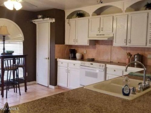 1710 Barrow Dr, Chandler, AZ 85224-2269