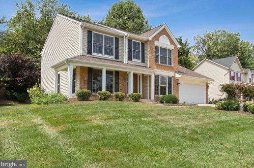 12530 Misty Water Dr, Herndon, VA 20170-5702