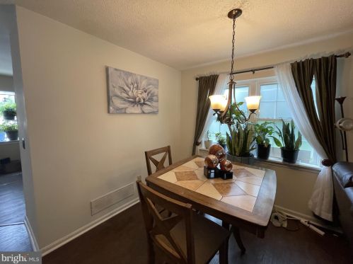 842 Woodcrest Turn, Dover DE  19904-2412 exterior