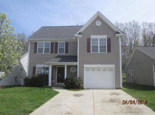 1162 Waterlyn Dr, Greensboro, NC 27405-9717