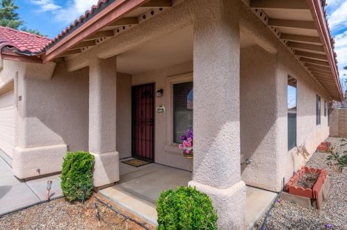 5357 Almosa St, Sierra Vista, AZ 85635-8282