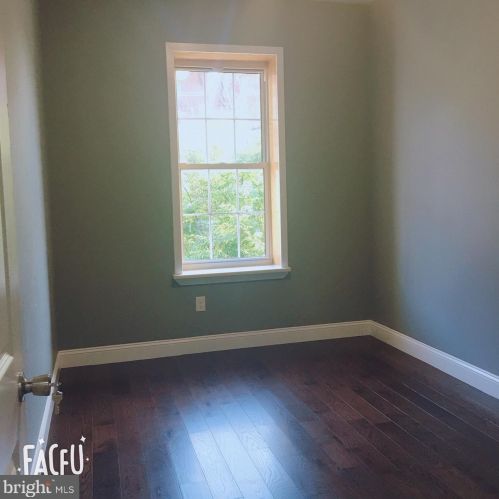 1429 Girard Ave, Philadelphia PA  19121-1625 exterior