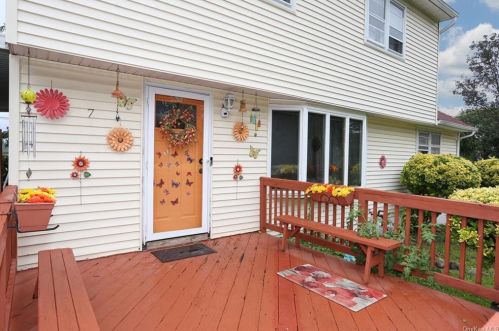 7 Elm St, Garnerville, NY 10923-2003