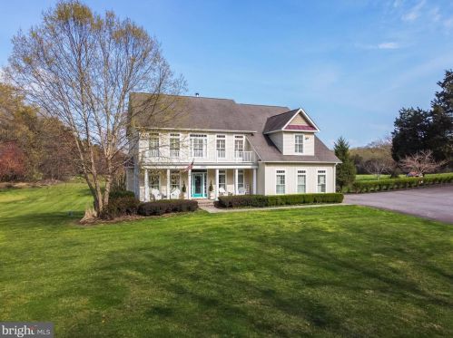 10317 Burwell Rd, Nokesville, VA 20181-1110