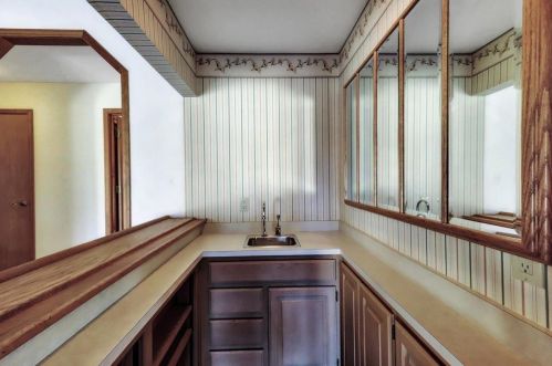 18114 Lake Forest Dr, Lake Wildwood CA  95946-9456 exterior