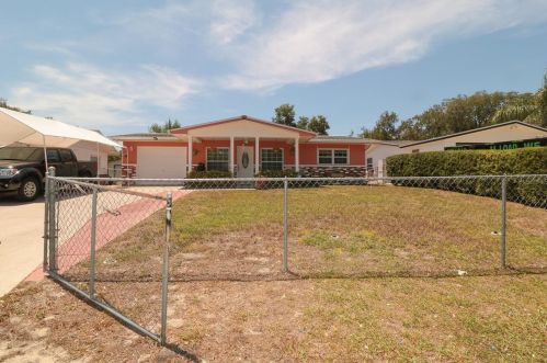 5602 Front Dr, Tarpon Springs, FL 34690-6433