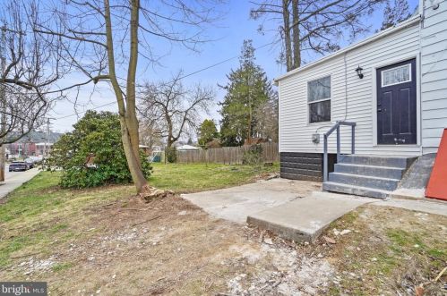 104 High St, Red Lion PA  17356-1606 exterior