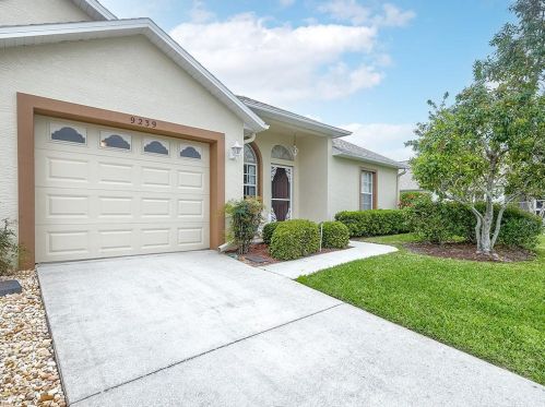 9239 Chico St, New Port Richey, FL 34655-1769