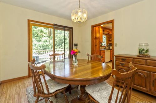 2 Behrle Dr, Ansonia CT  06401-2024 exterior