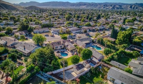 3367 Weatherford Ct, Simi Valley CA  93063-1328 exterior