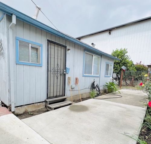 60 Hawkins St, Hollister CA  95023-4902 exterior