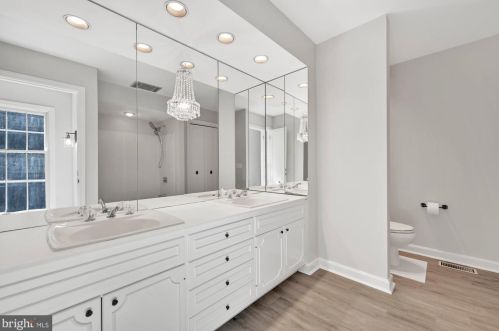 19 Edgehill Rd, Swatara PA  17033-2506 exterior