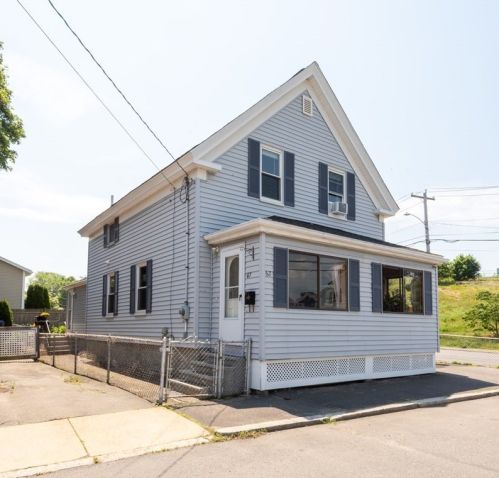 67 Ord St, Salem, MA 01970-1152