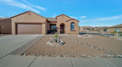 5864 Azure Vista Way, Green Valley, AZ 85622-6324