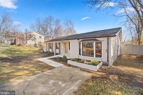 15222 Crescent St, Woodbridge VA  22193-1623 exterior