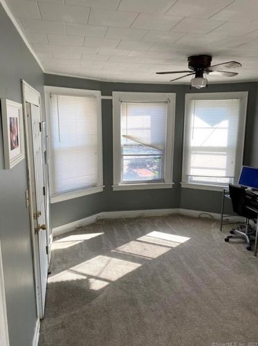 221 Spring St, Bridgeport CT  06608-1149 exterior