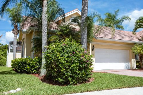 727 Munjack Cir, Fort Pierce, FL 34986-3454