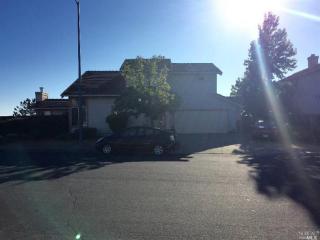 479 Knights Cir, Vallejo, CA 94591-8116