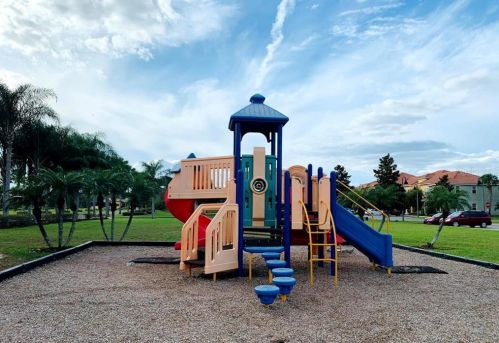 8962 California Palm Rd, Kissimmee FL 34747-1574 exterior