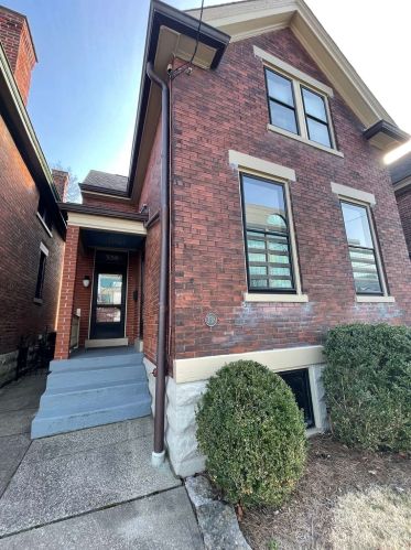 338 2nd St, Newport, KY 41071-1702