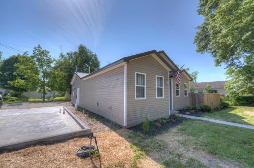 312 Oak St, Hide Away Hills OH  43107-1038 exterior