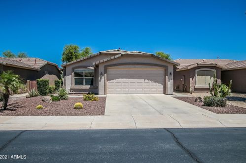 3940 Runaway Bay Pl, Chandler, AZ 85249-8936
