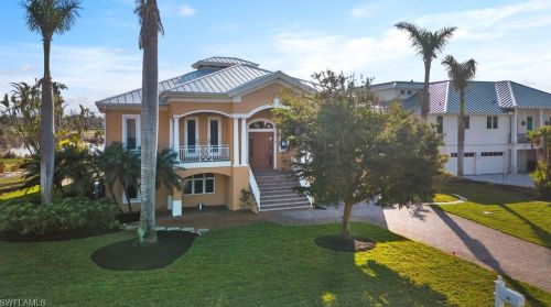 845 Birdie View Pt, Sanibel, FL 33957-4620