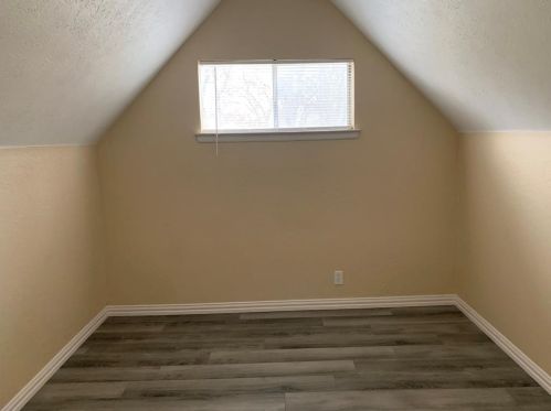 2001 Briarcreek Ln, Plano TX  75074-4641 exterior