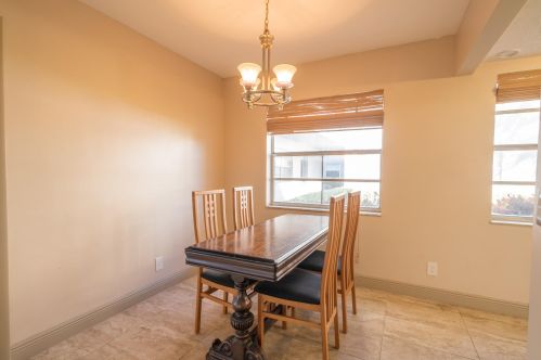 108 Flanders C, Delray Beach FL  33484-5220 exterior