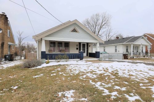 30 Eastern Ave, Covington KY 41018-1922 exterior