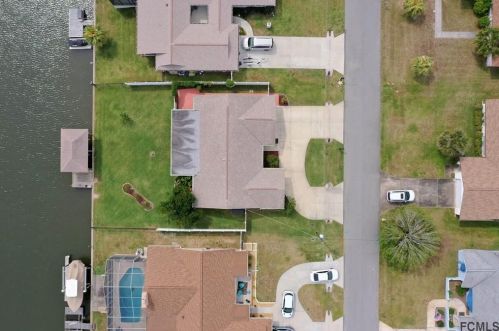 13 Classic Ct, Palm Coast, FL 32137-8349