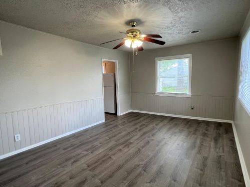 197 Colorado St, Hobart, IN 46342-4046