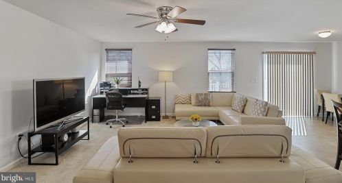 11 Caldwell Ct, Dover, DE 19901-8853